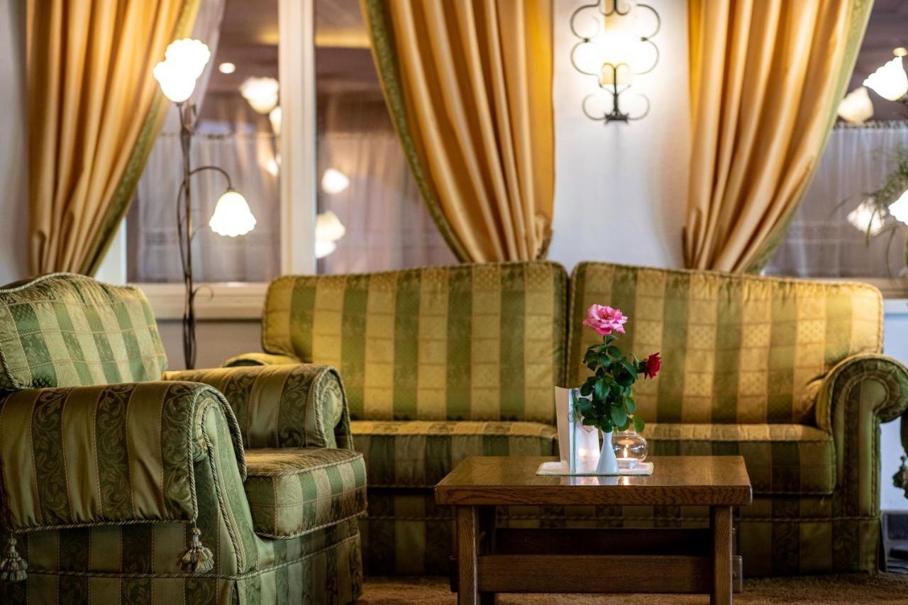 Palmengarten Hotel Gstoer Lagundo Eksteriør bilde